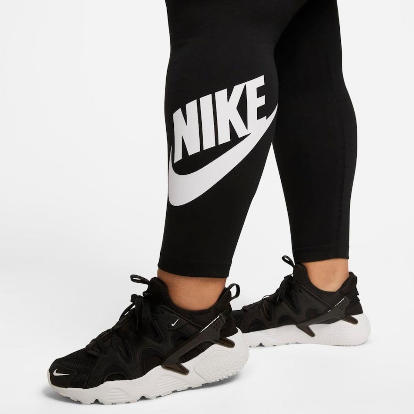 Nike Futura legasee leggings in black