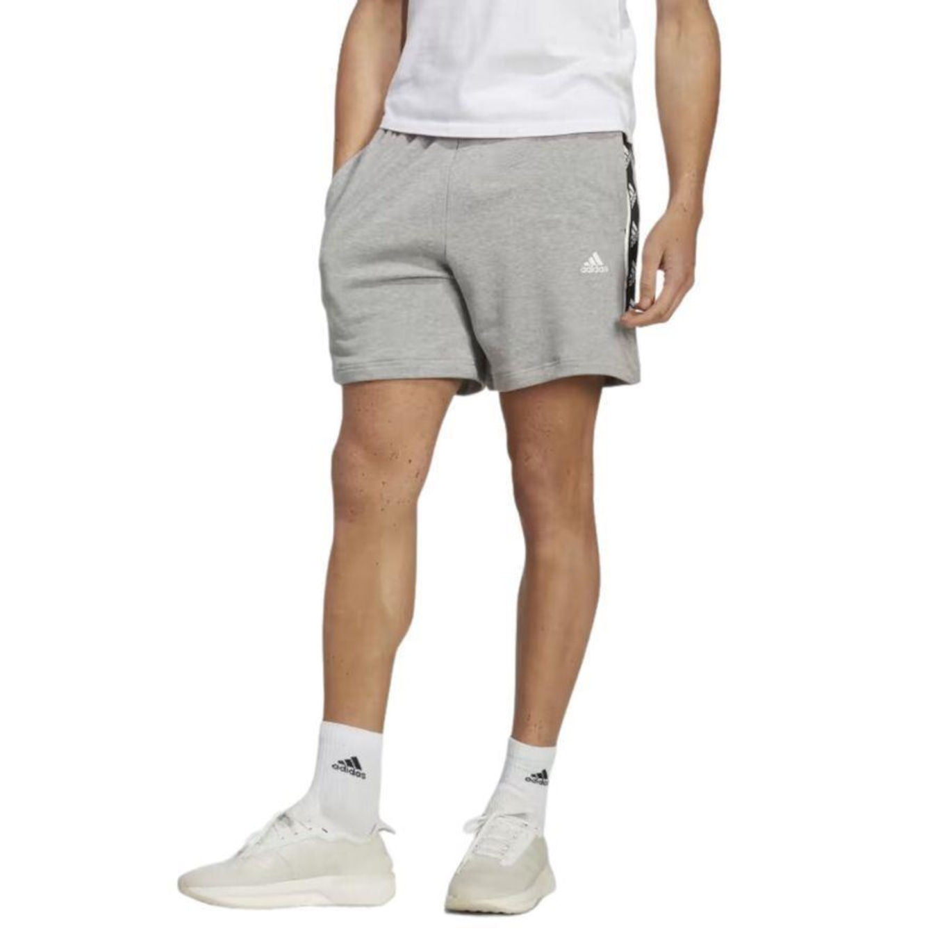 Shorts adidas Brand Love - Masculino - Foto 1