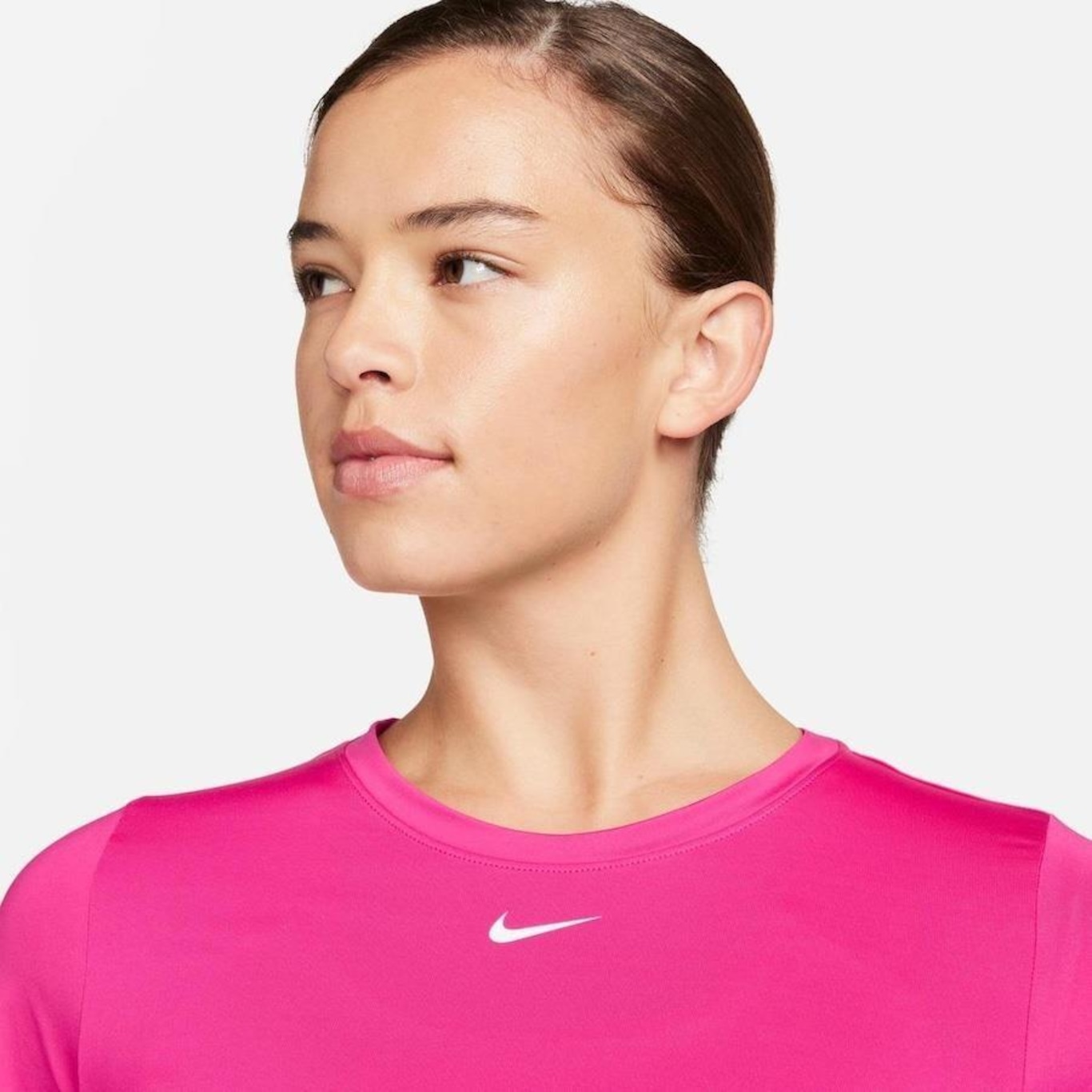 Camiseta Feminina Nike Manga Curta Dri-fit One Classic - Foto 3