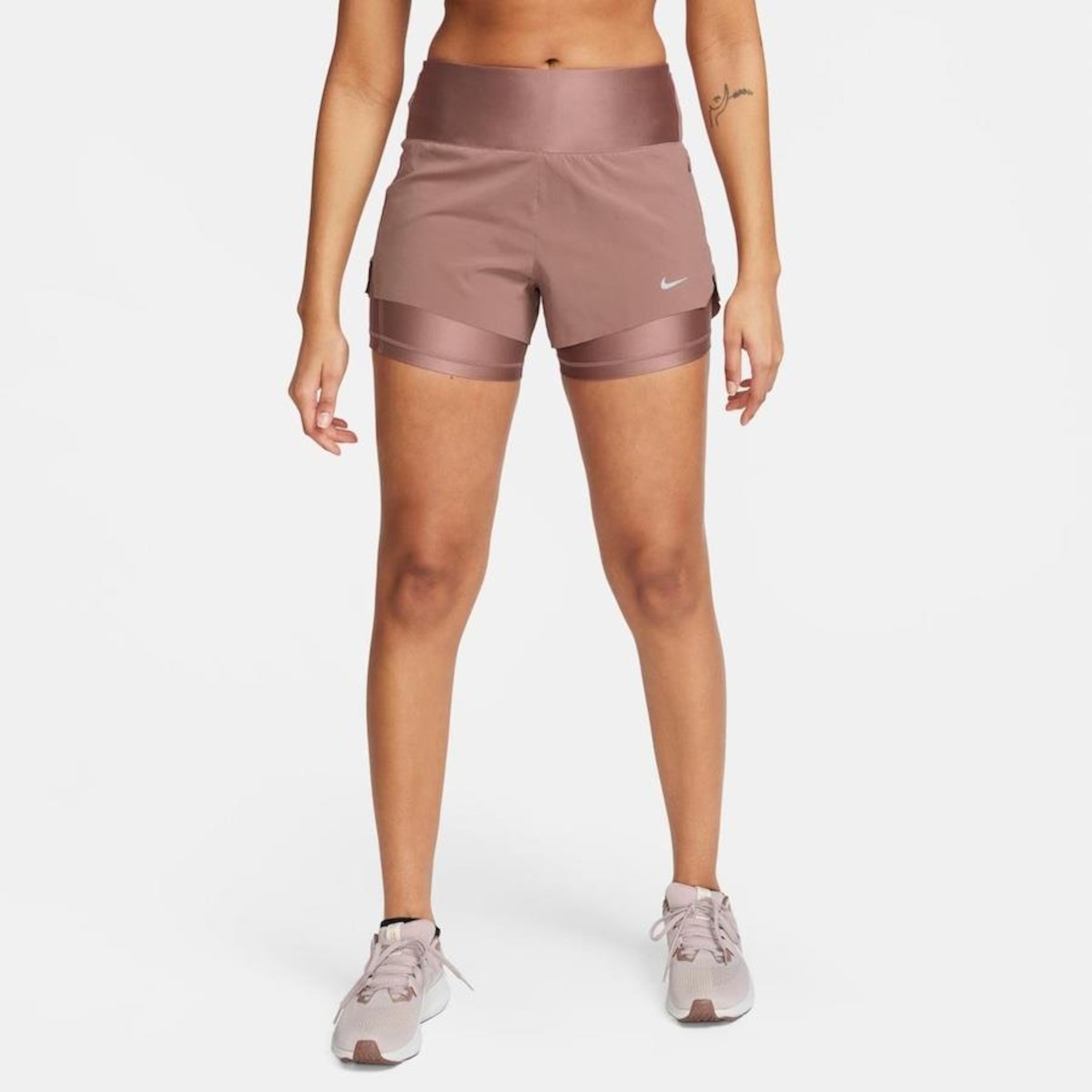 Shorts Nike Dri-Fit Swift - Feminino - Foto 3