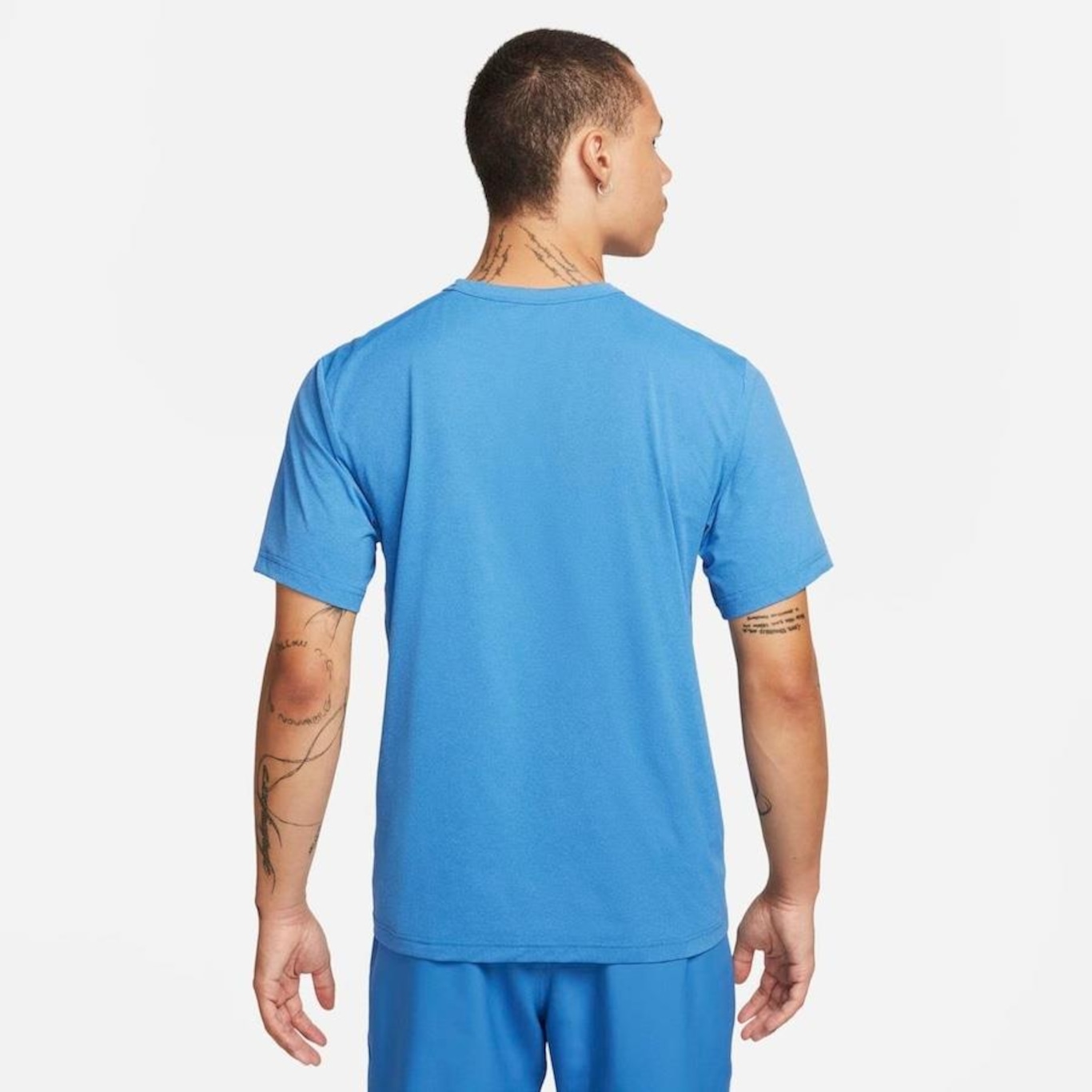 Camiseta Nike Hyverse Dri-Fit - Masculina - Foto 2