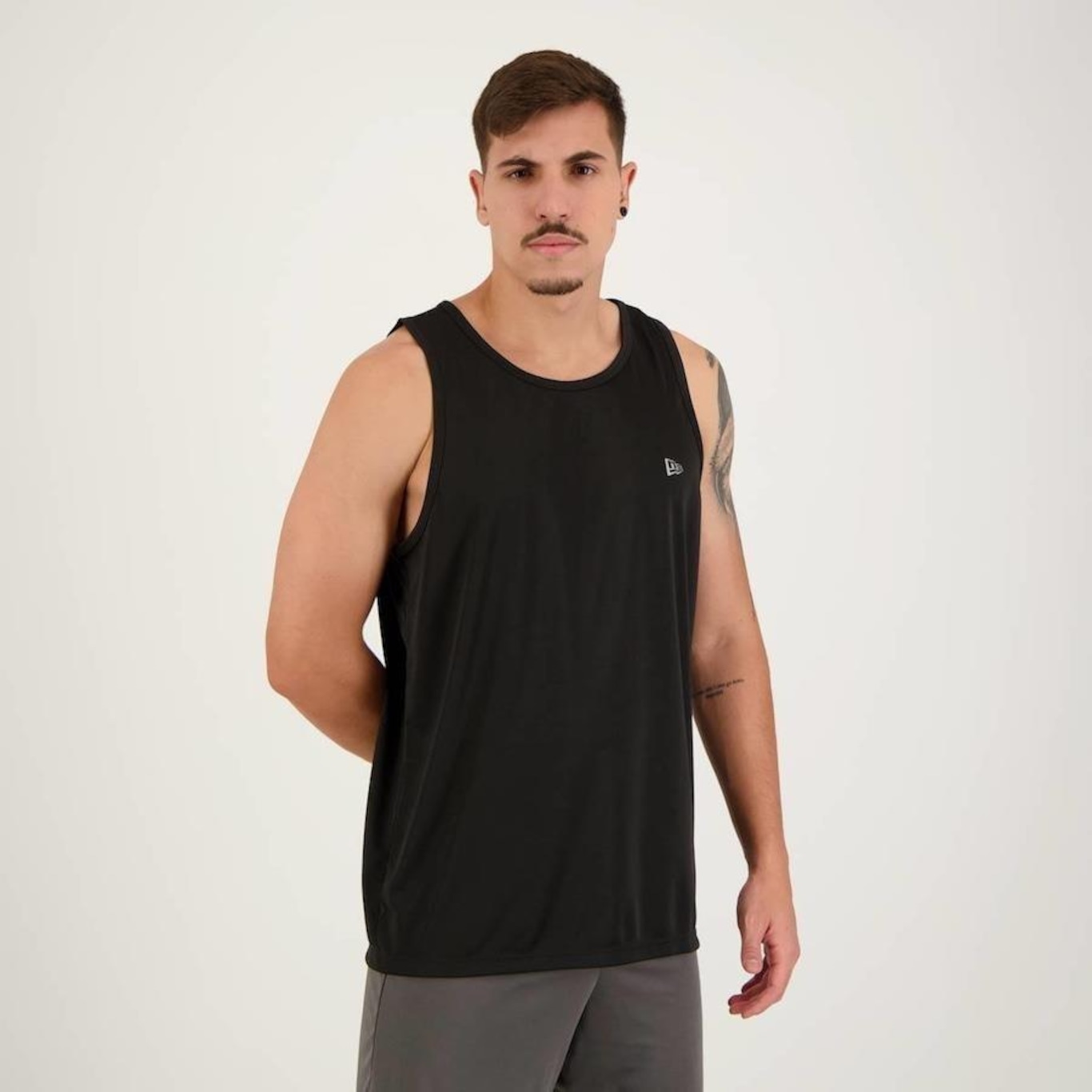 Camiseta Regata New Era Performance Ne Branded I - Masculina - Foto 5