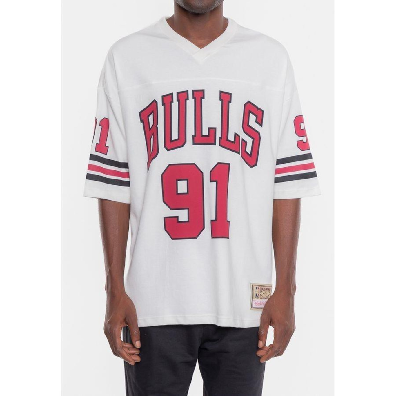 Camiseta Mitchell & Ness Chicago Bulls Football Hwc - Masculina - Foto 3