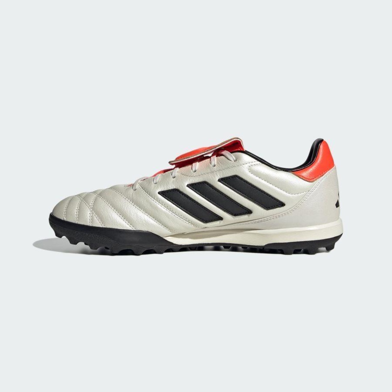 Chuteira adidas 2024 gloro society