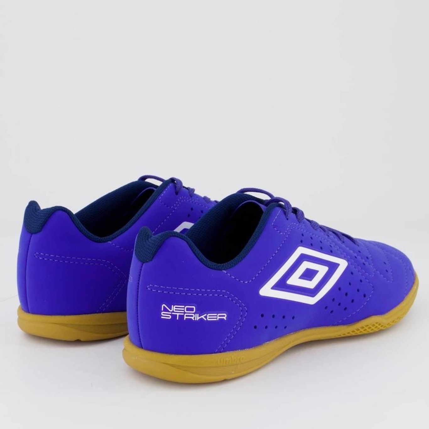 Chuteira Futsal Umbro Neo Striker - Adulto - Foto 3