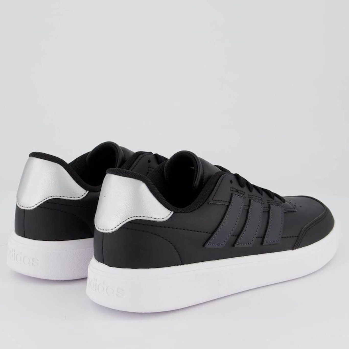 Tênis adidas Courtblock - Feminino - Foto 3