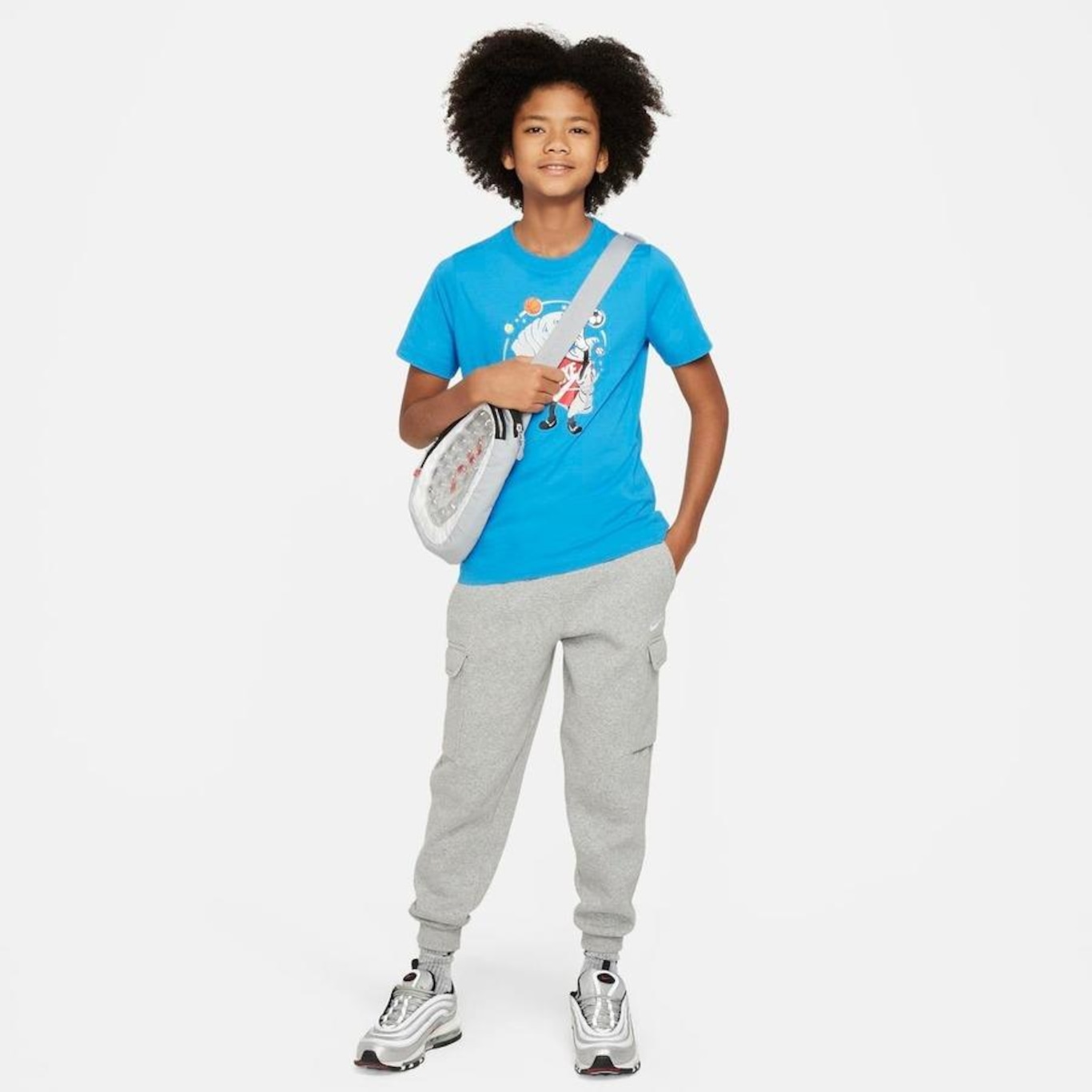 Camiseta Nike Sportswear - Infantil - Foto 6