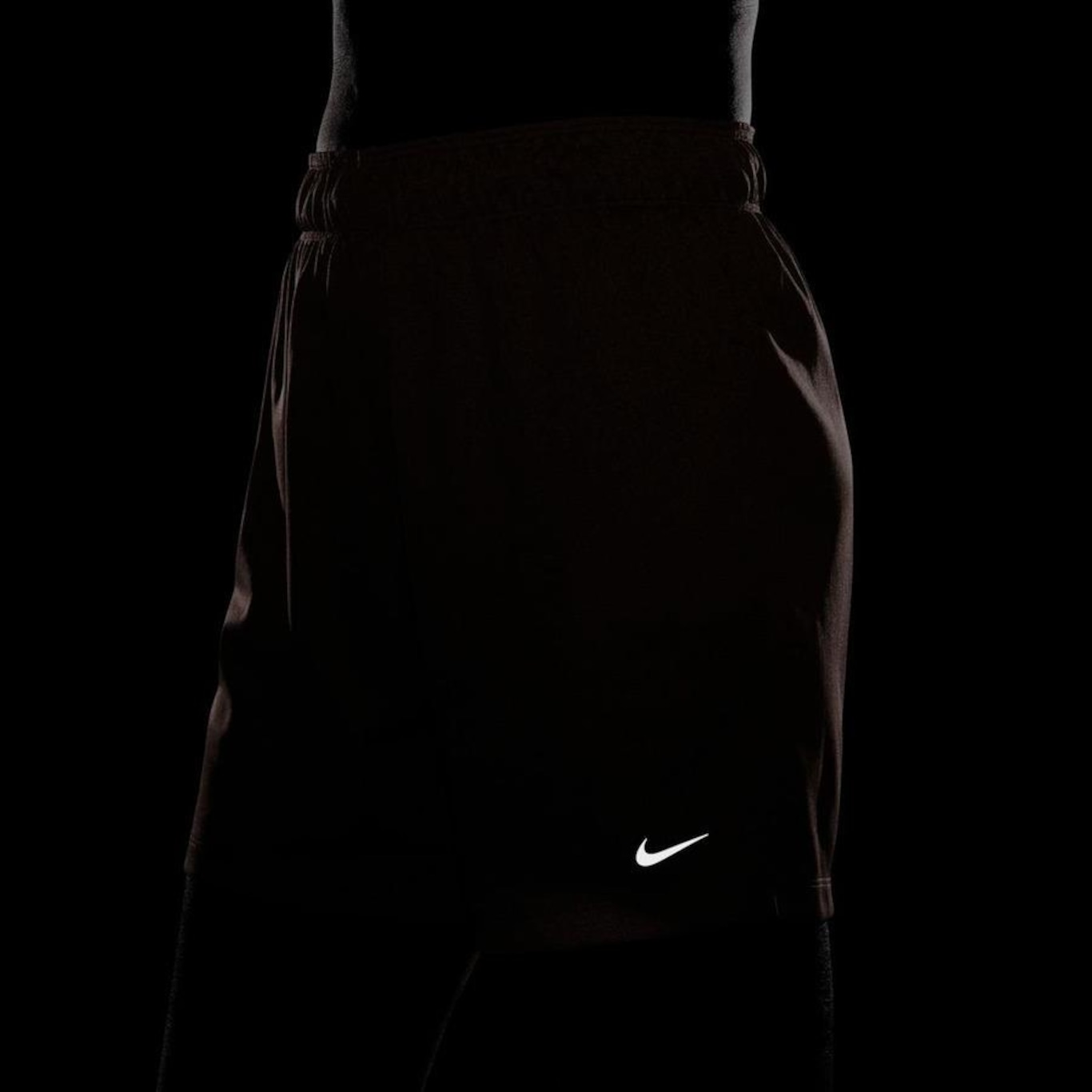 Short Nike Attack - Feminino - Foto 5