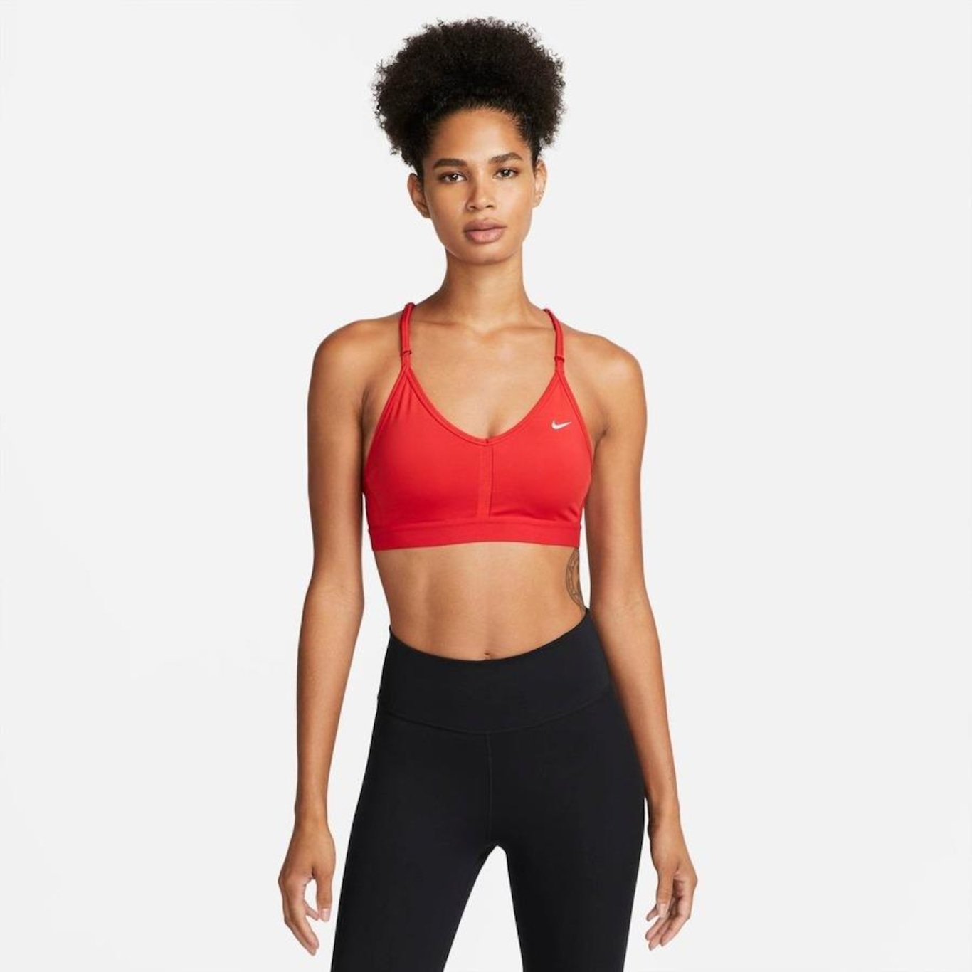 Nike Indy Dri-Fit Logo T-Back Sports Bra  Roupas de ginástica, Moda  fitness feminina, Roupas adidas