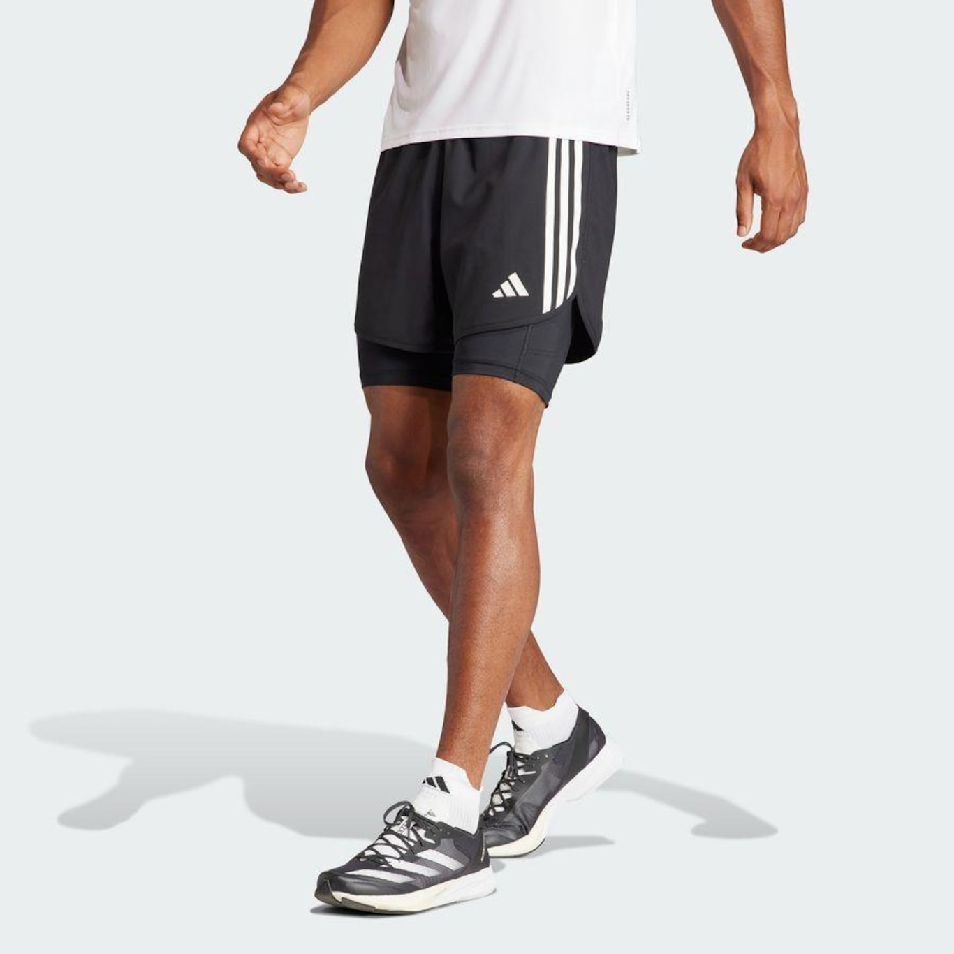 Shorts adidas Own The Run e 3S 2 In 1 S - Masculino - Foto 3