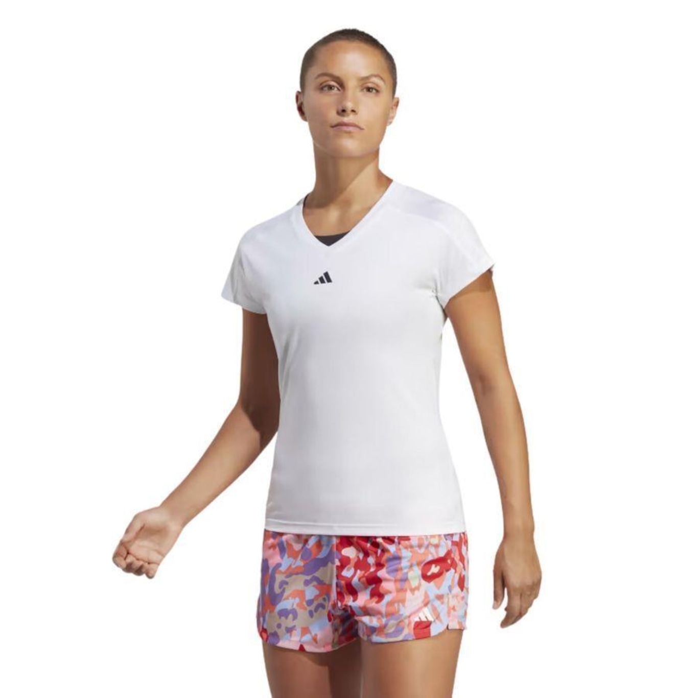 Camiseta adidas Essentials Minimal Brandinf - Feminina - Foto 1