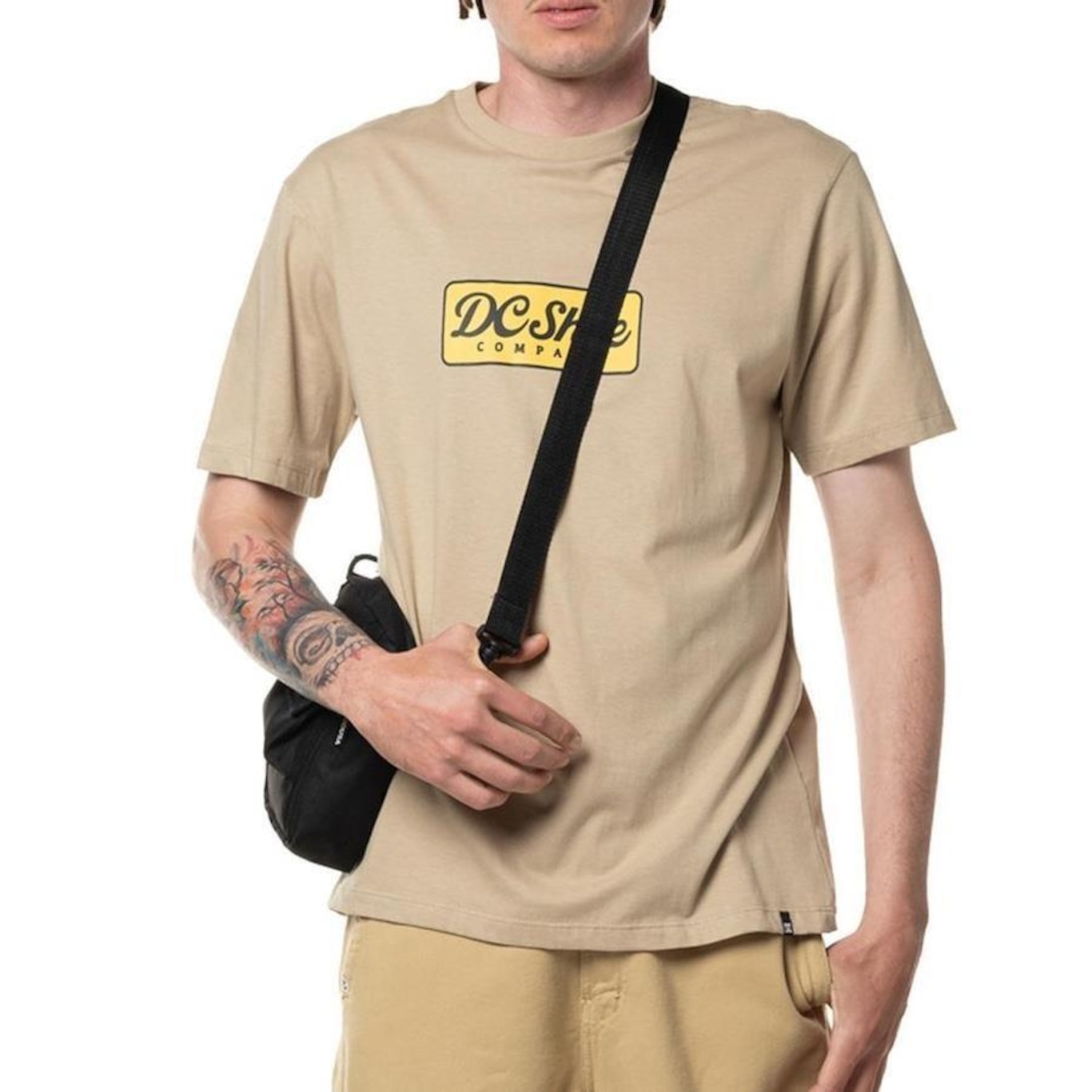 Camiseta Dc Shoes Happy Hour Sm24 - Masculina - Foto 1