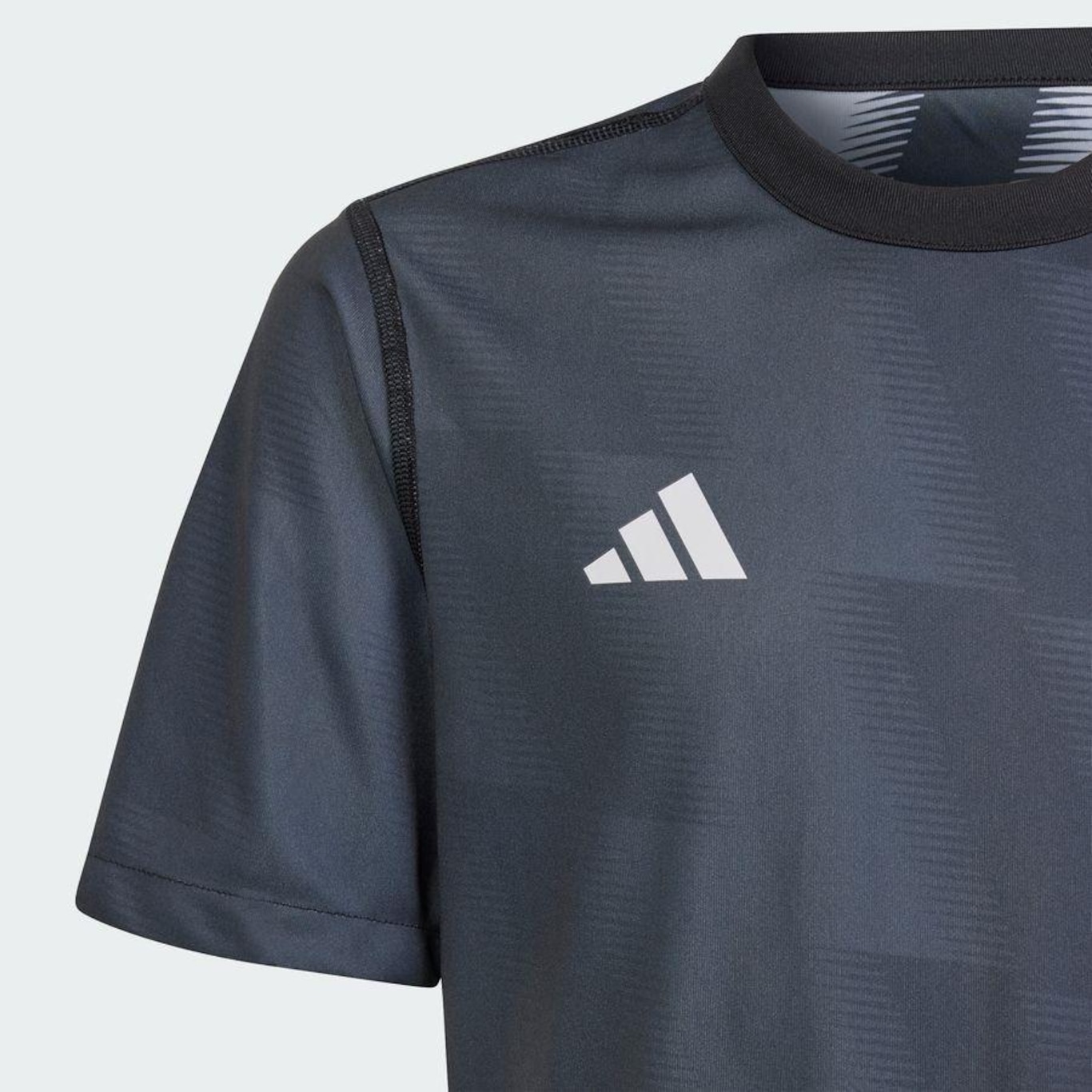 Camiseta adidas Reversível 24 Kids - Infantil - Foto 4