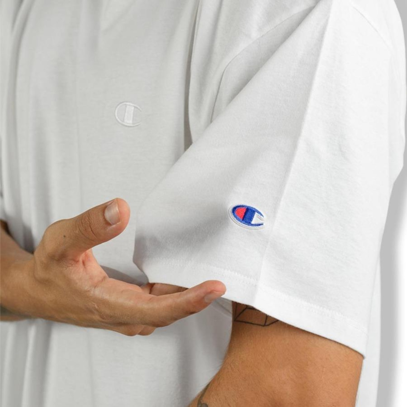 Camiseta Champion Basic C Logo Off White - Foto 4