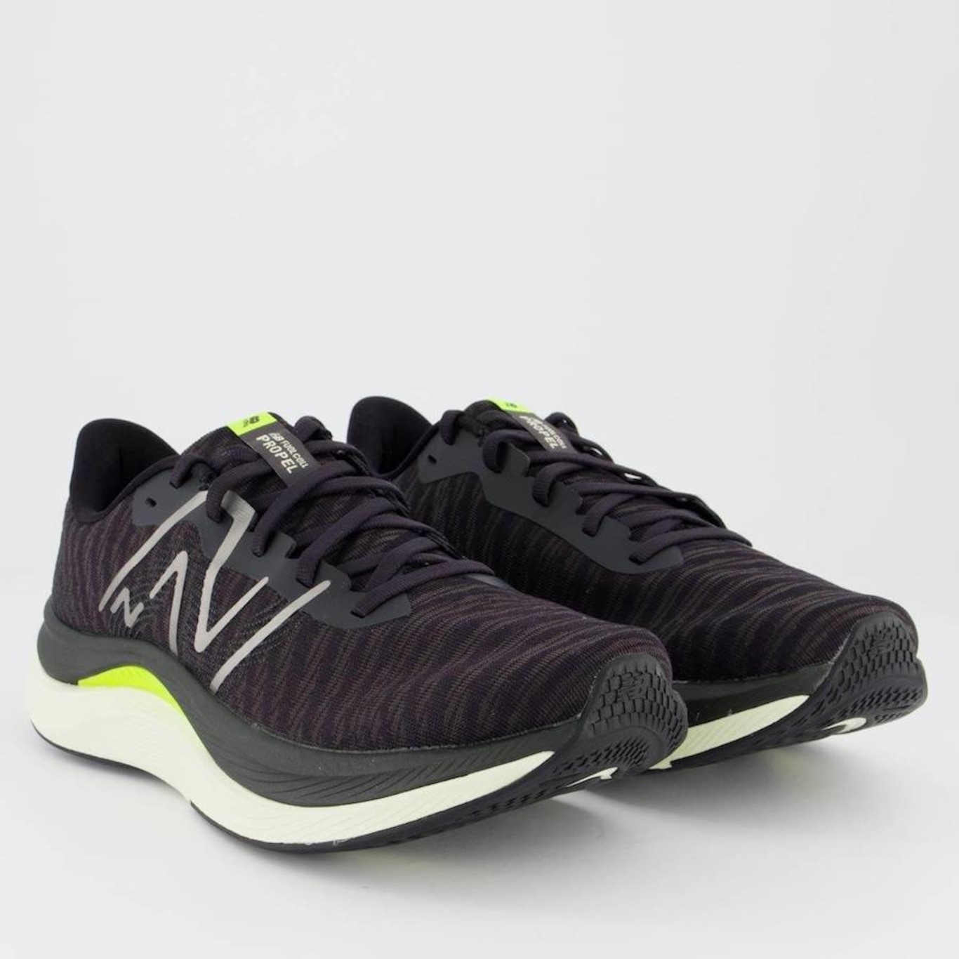 Tênis New Balance Fuelcell Propel V4 - Masculino - Foto 2