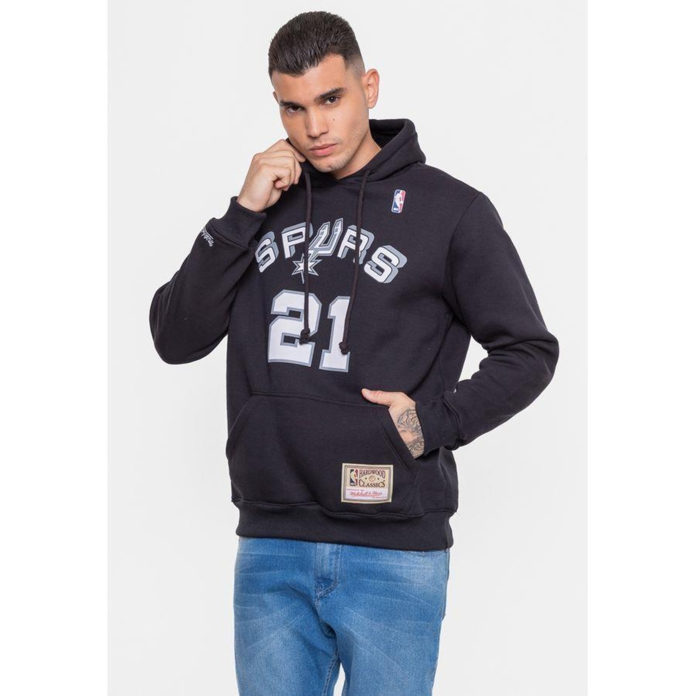 Blusão de Moletom com Capuz Mitchell & Ness San Antonio Spurs Duncan - Masculino - Foto 3