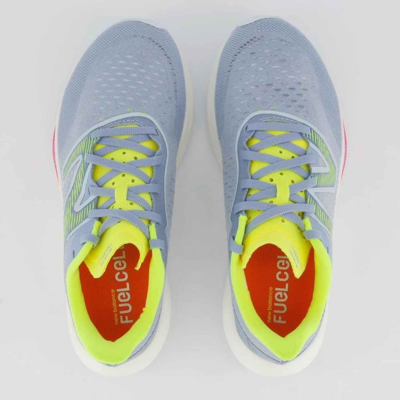 Tênis New Balance Fuelcell Rebel V3 - Feminino - Foto 4