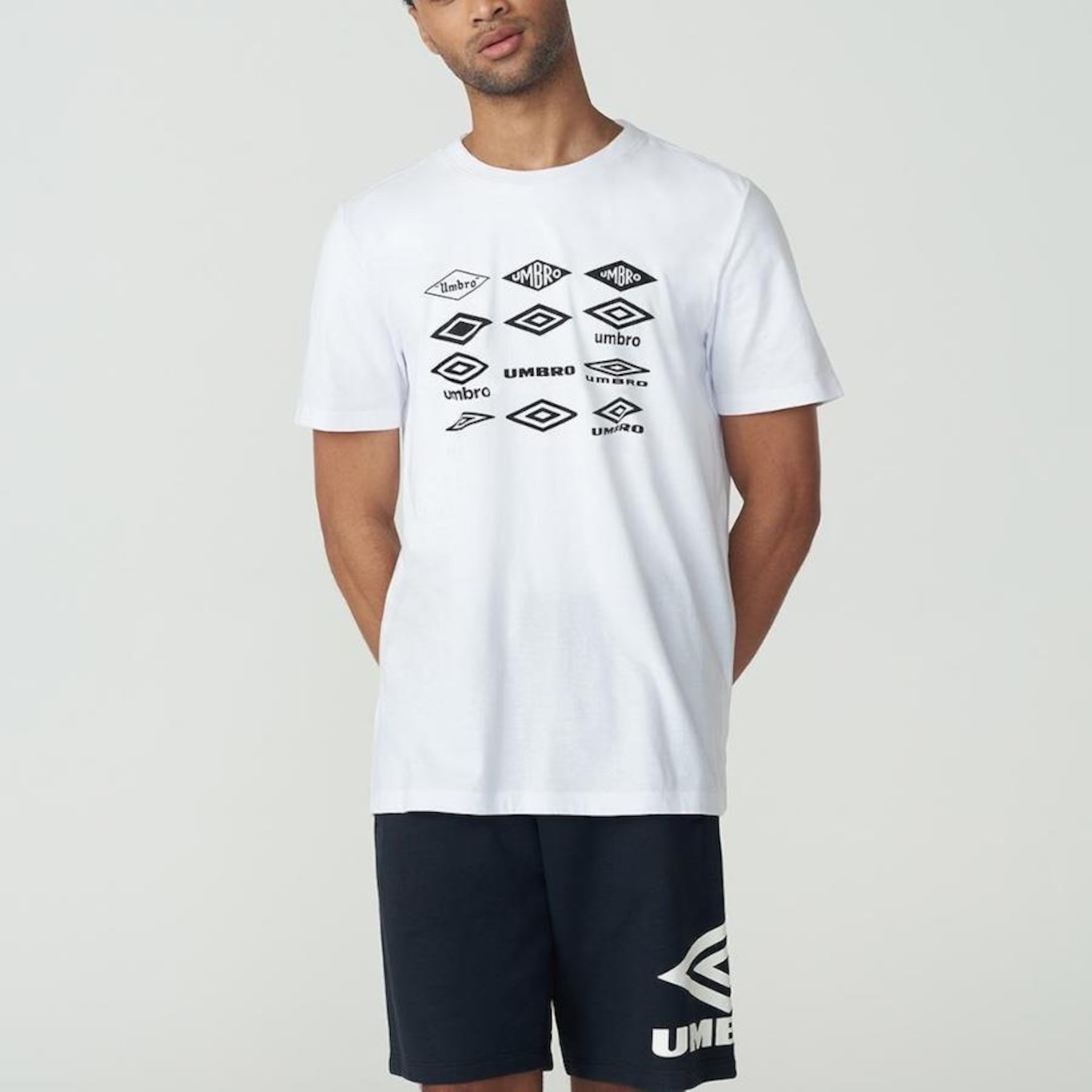 Camiseta Umbro Football Evolution - Masculina - Foto 2