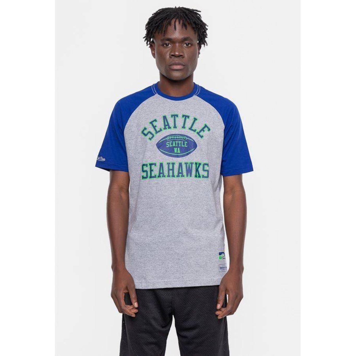 Camiseta Mitchell & Ness Nfl Especial Raglan Seattle Seahawks - Masculina - Foto 3