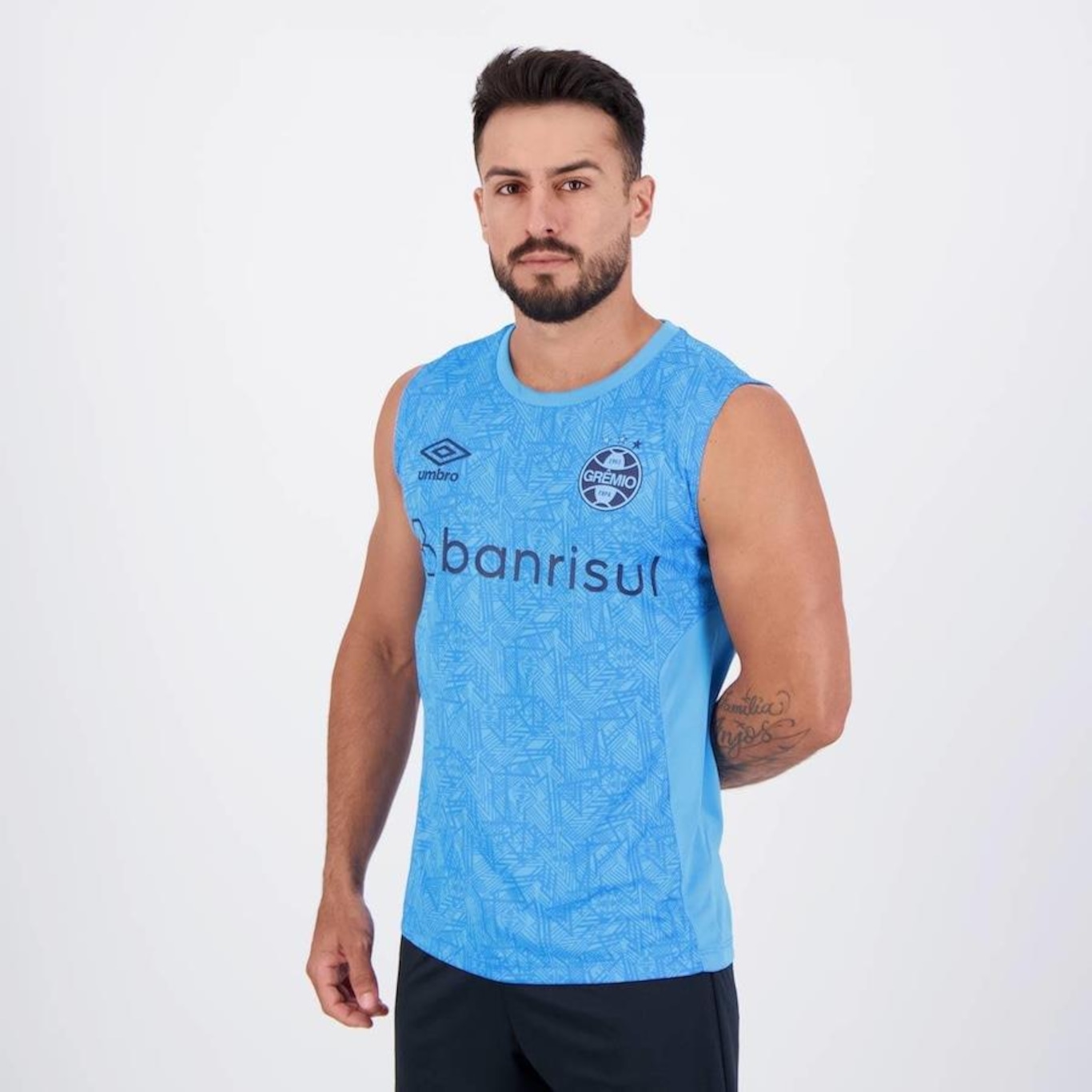 Camiseta Regata do Grêmio Treino 2024 Umbro - Masculina - Foto 3