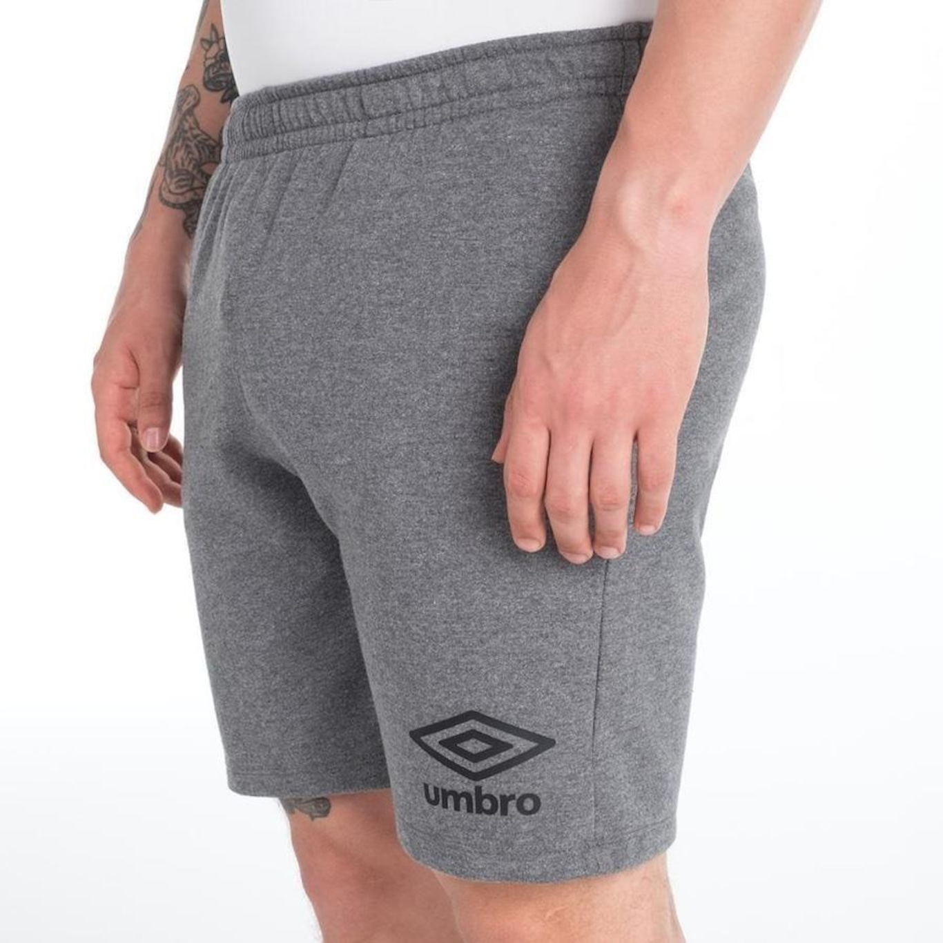 Bermuda Umbro Essential - Masculina - Foto 5