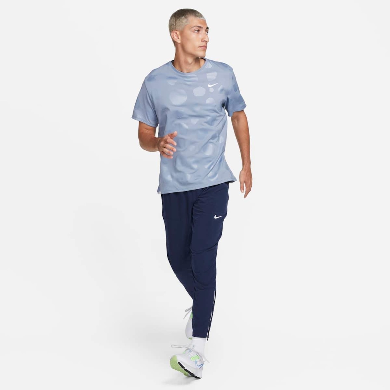 Camiseta Nike Miler - Masculina - Foto 5