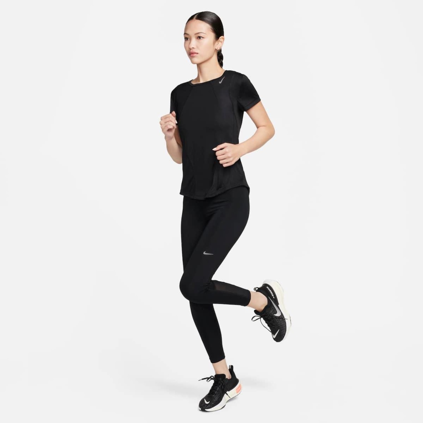 Camiseta Nike Dri-Fit Fast - Feminina - Foto 5