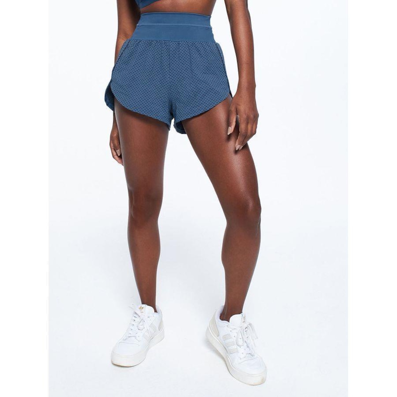 Shorts Bodyforsure Liso Essentials - Feminino - Foto 1