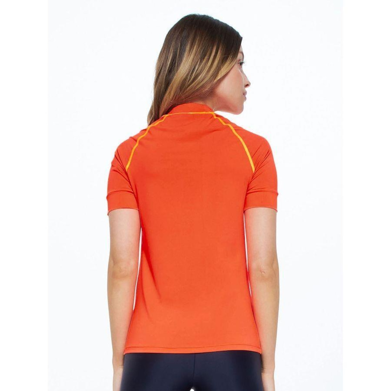 Camiseta Bodyforsure Lisa Beach Sports - Feminina - Foto 3