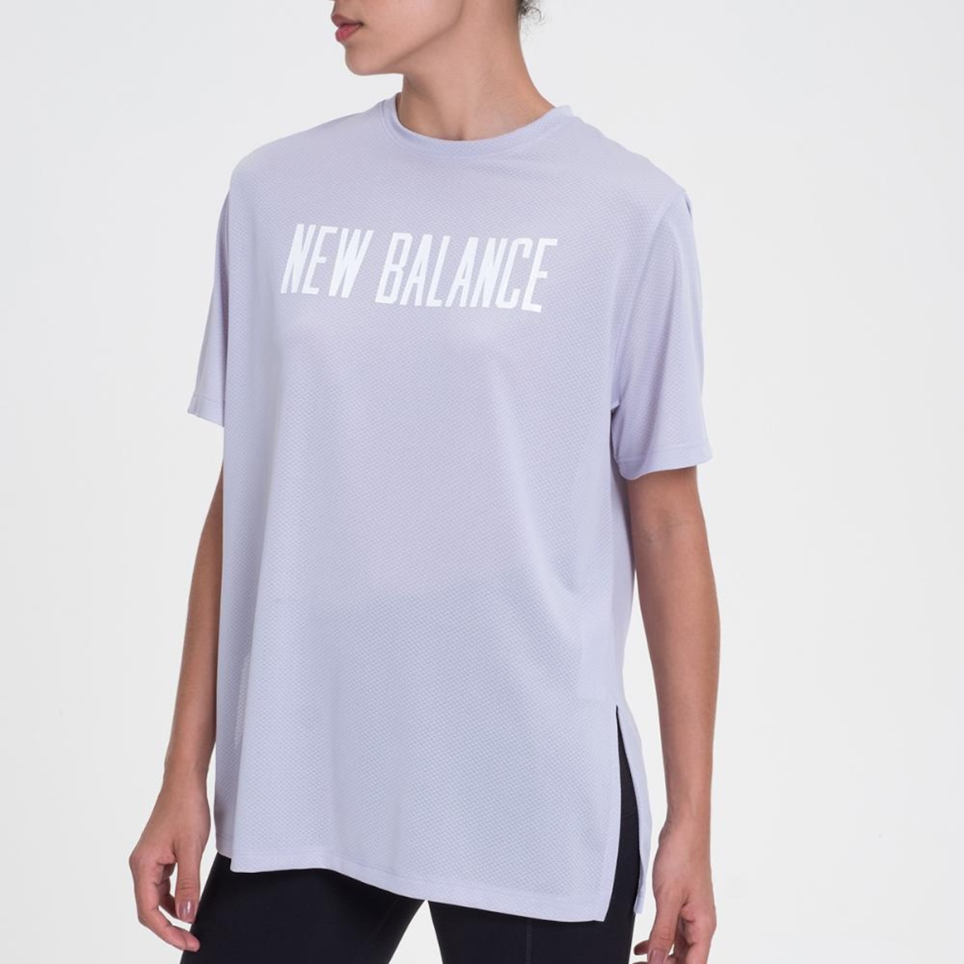 Camiseta New Balance Relentless Print - Feminina - Foto 5