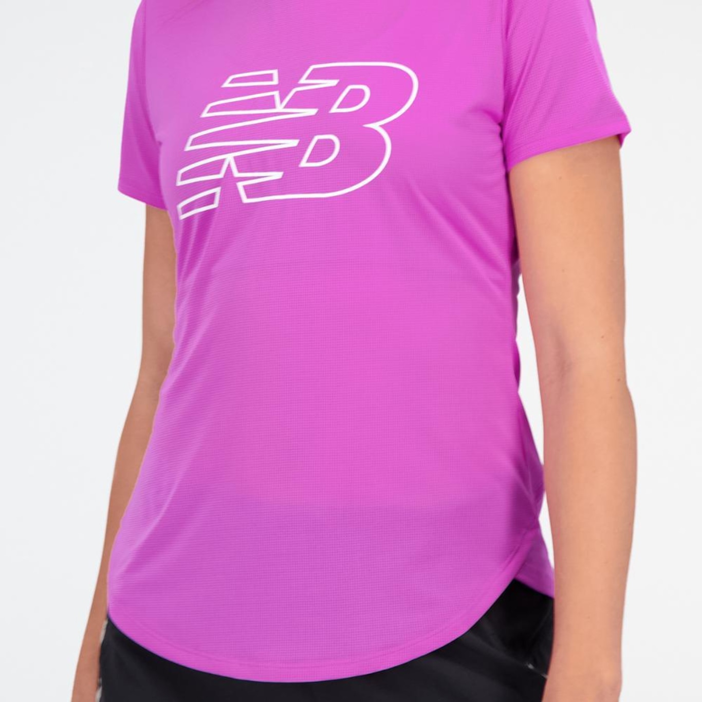 Camiseta New Balance Accelerate Print - Feminina - Foto 5