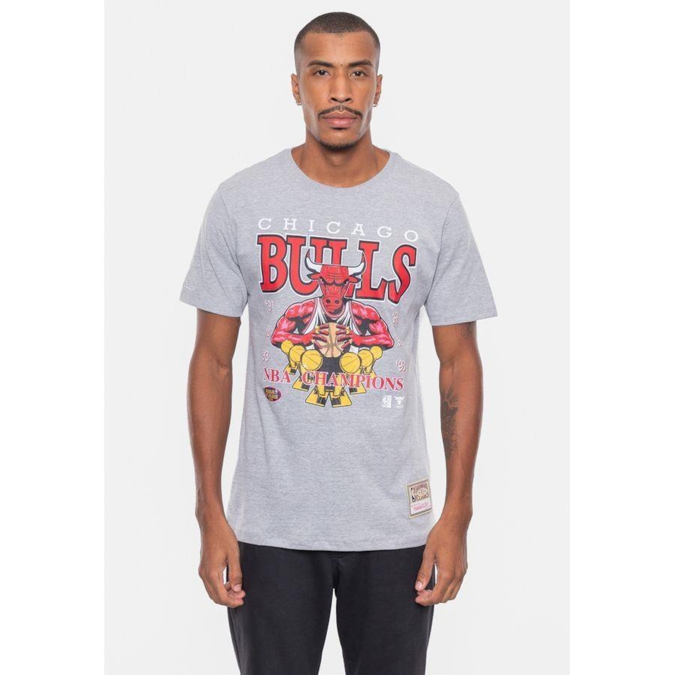 Camiseta Mitchell & Ness Nba Finals Chicago Bulls - Masculina - Foto 4