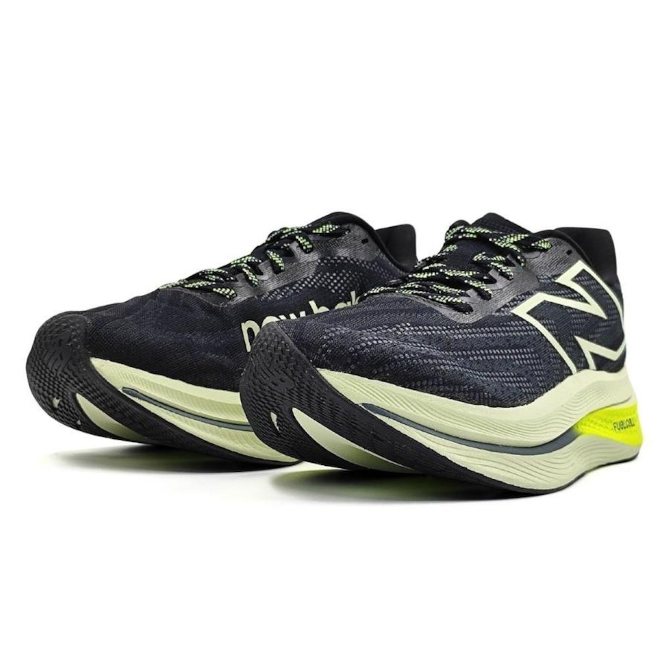 Tênis New Balance Fuelcell Supercomp Trainer V2 - Feminino - Foto 4