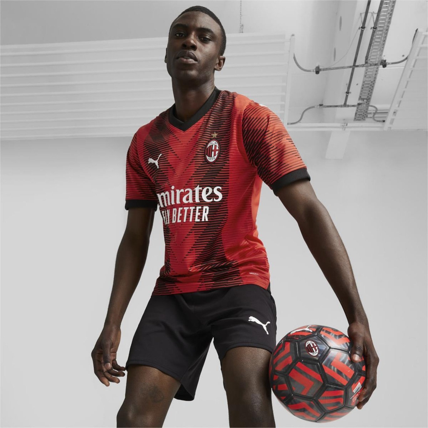 Camisa AC Milan 23/24 Home Torcedor Puma - Masculina - Foto 3