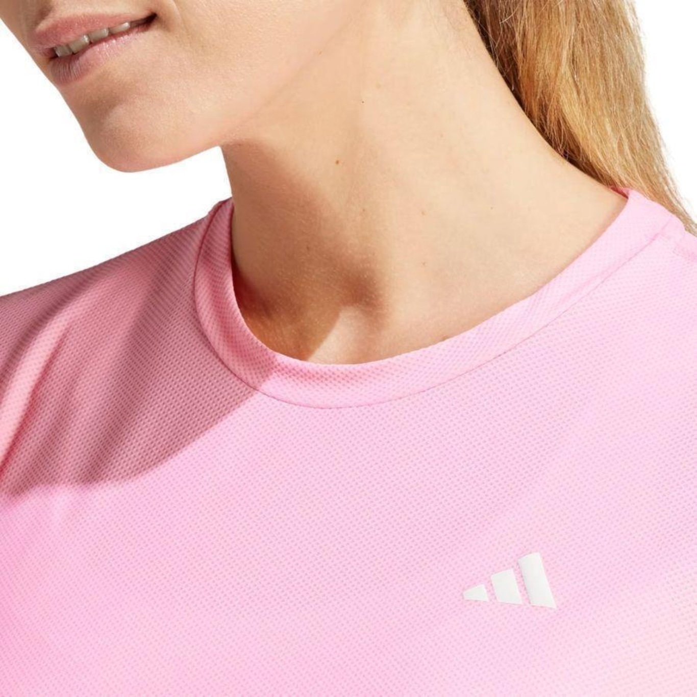 Camiseta adidas M/C Own The Run Base - Feminina - Foto 5