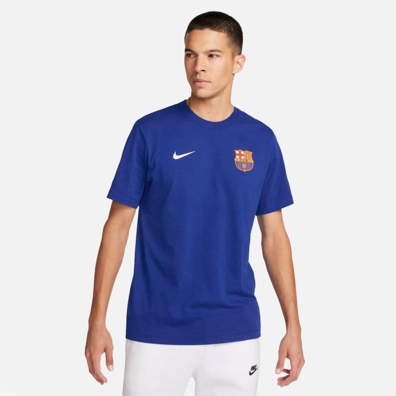 Camiseta Nike Barcelona - Masculina - Foto 1