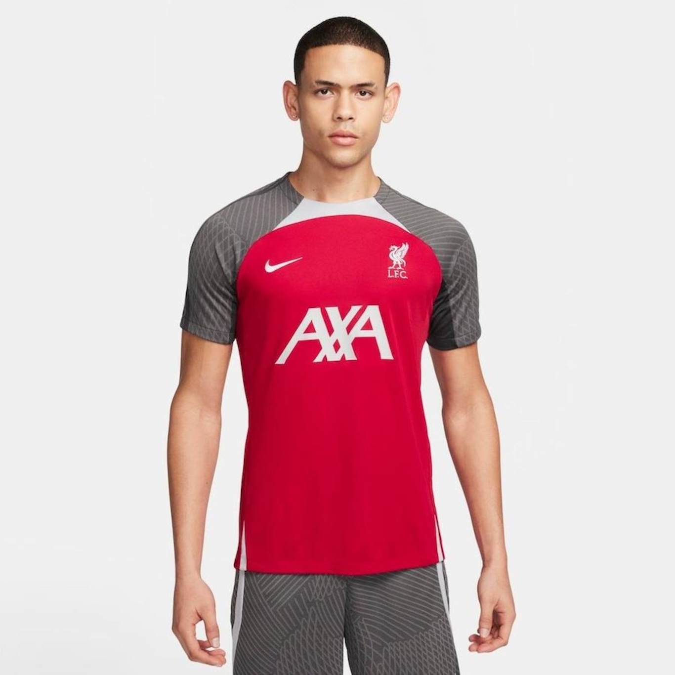 Camiseta Nike Liverpool - Masculina - Foto 1