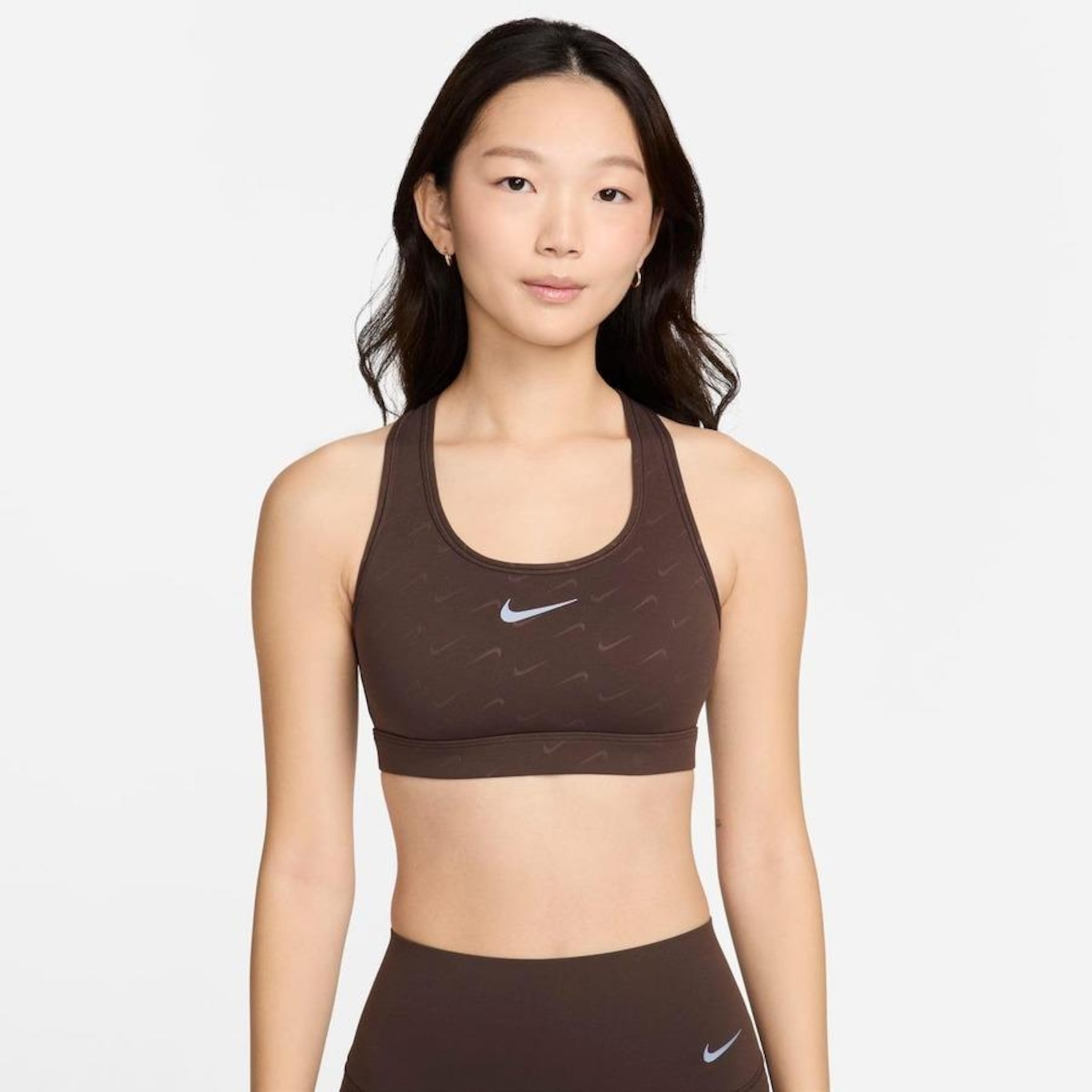 Top Fitness Nike Swoosh - Feminino - Foto 2