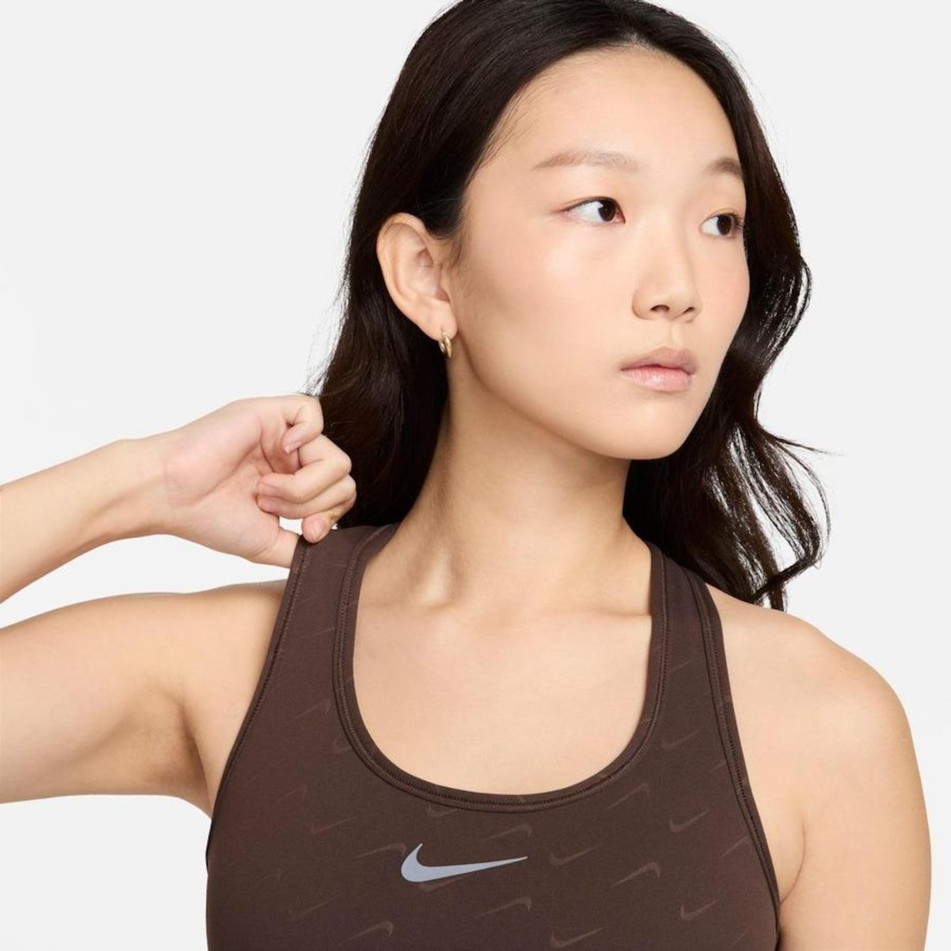 Top Fitness Nike Swoosh - Feminino - Foto 5