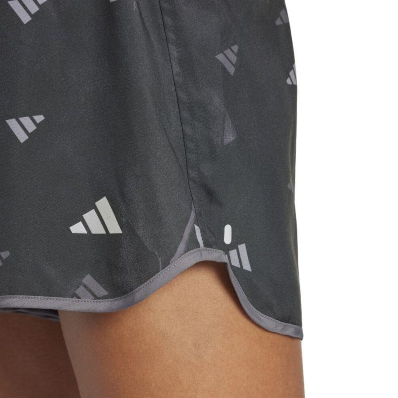 Shorts adidas Run It - Feminino - Foto 3