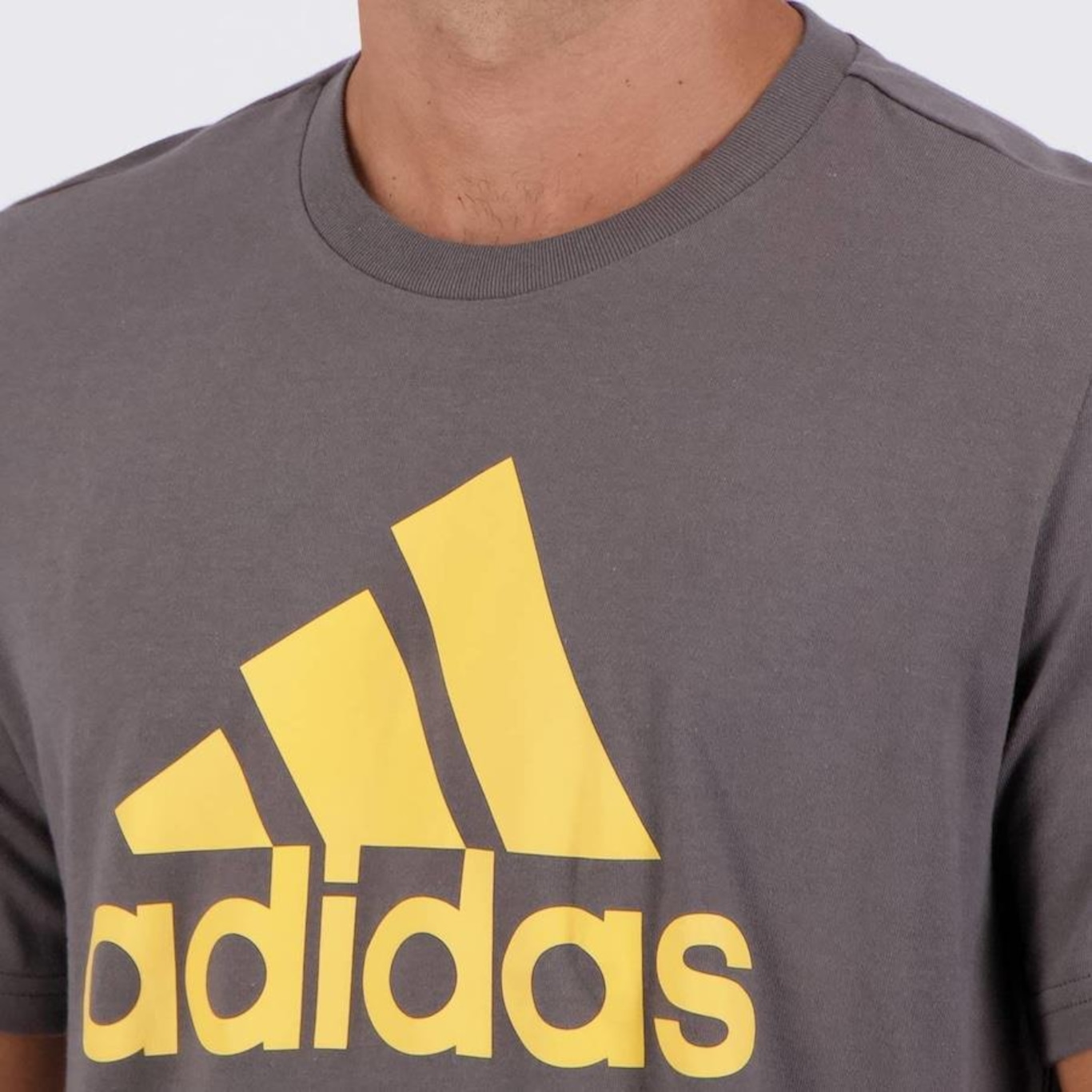 Camiseta adidas Big Logo - Masculina - Foto 5