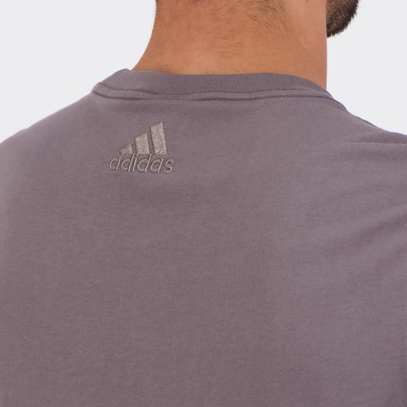 Camiseta adidas Logo Linear - Masculina - Foto 6