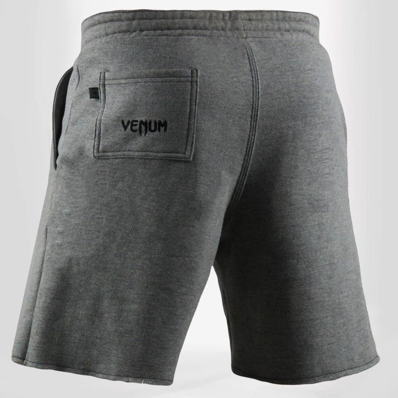 Bermuda Moletom Venum Logo Dark - Masculina - Foto 3