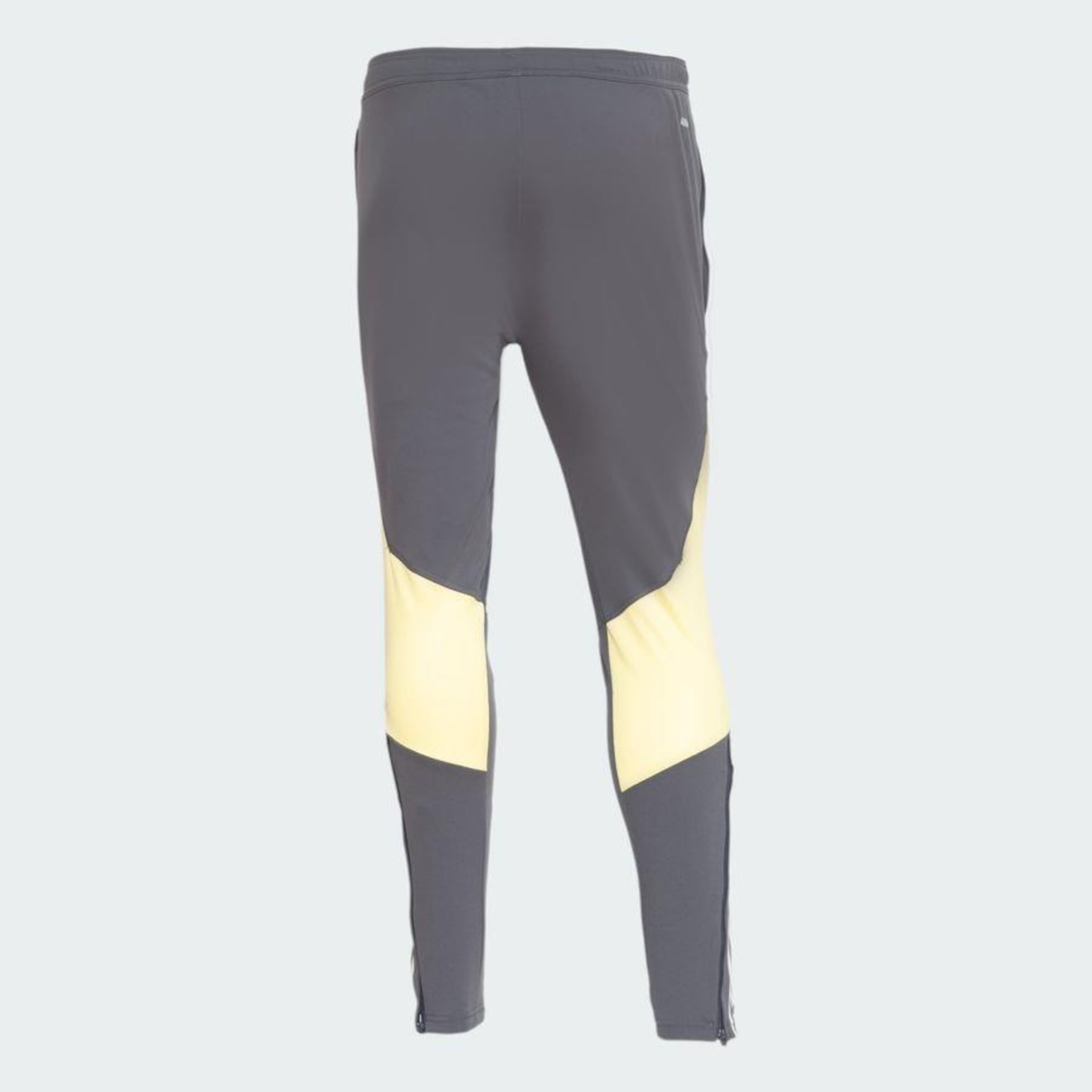 Calça do Atlético Mineiro Treino e Viagem 24/25 adidas - Masculina - Foto 3