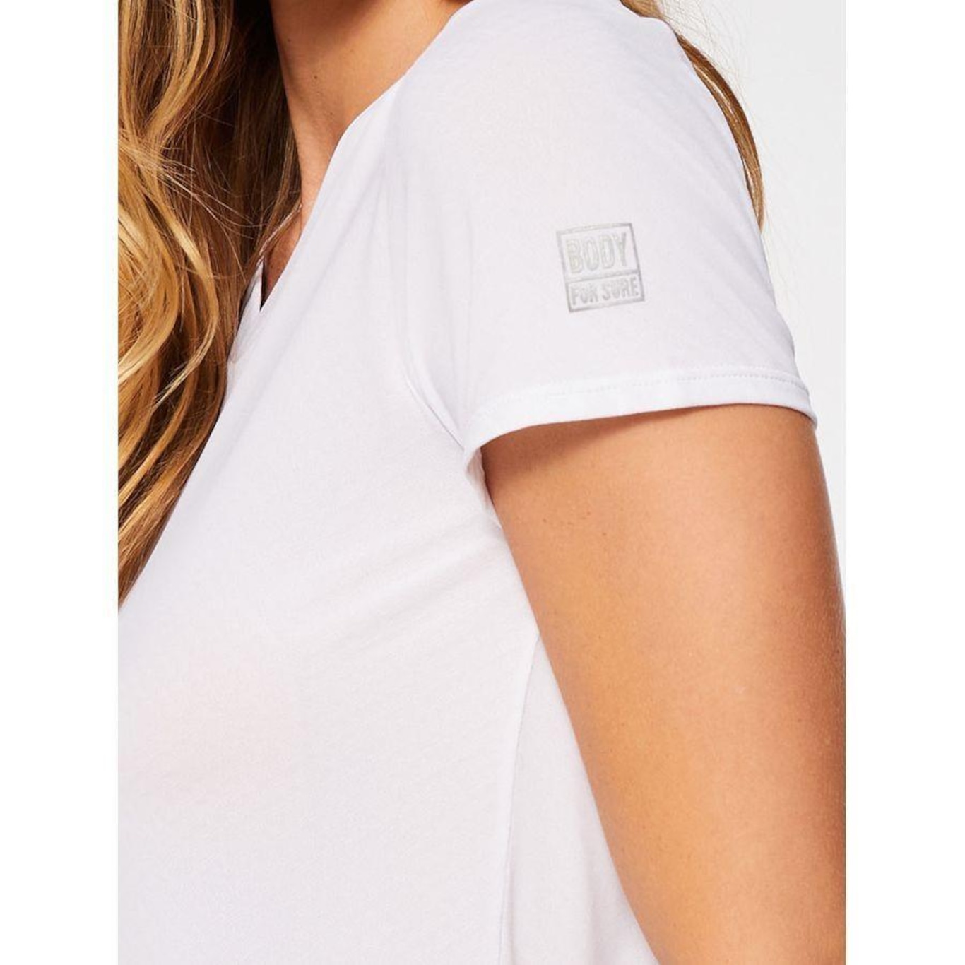 Camiseta Bodyforsure Lisa Essentials - Feminina - Foto 4