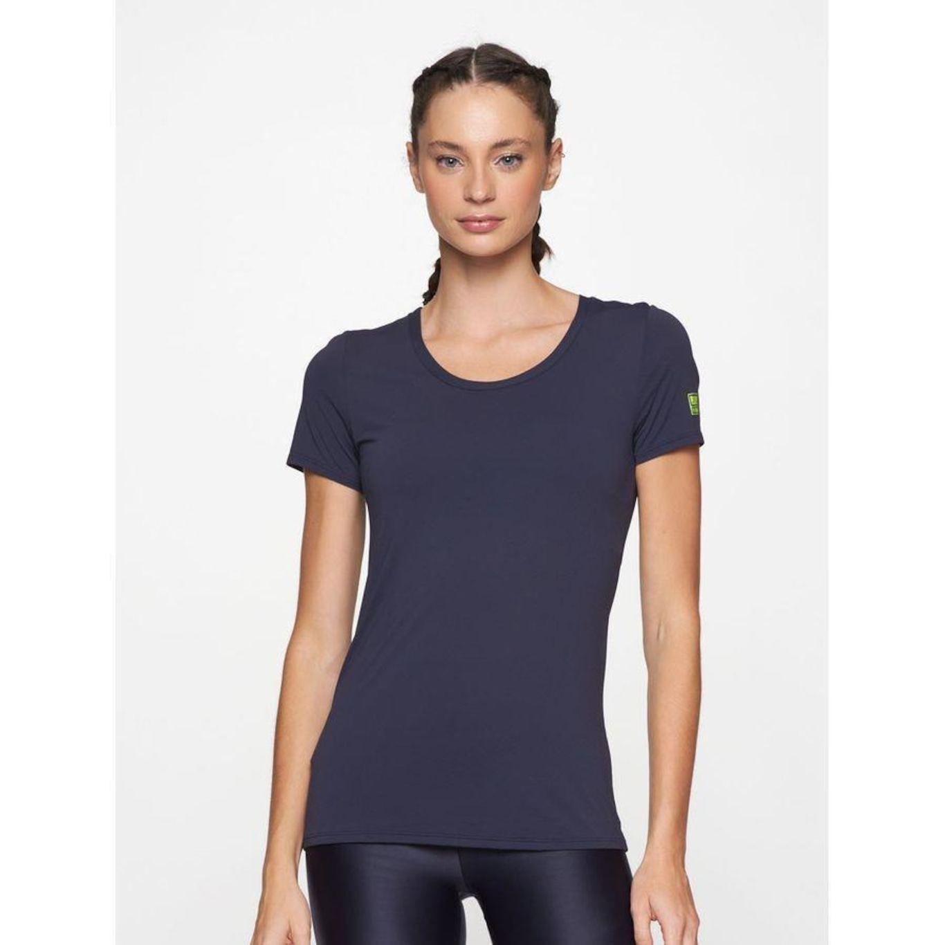 Camiseta Bodyforsure Lisa Essentials - Feminina - Foto 2