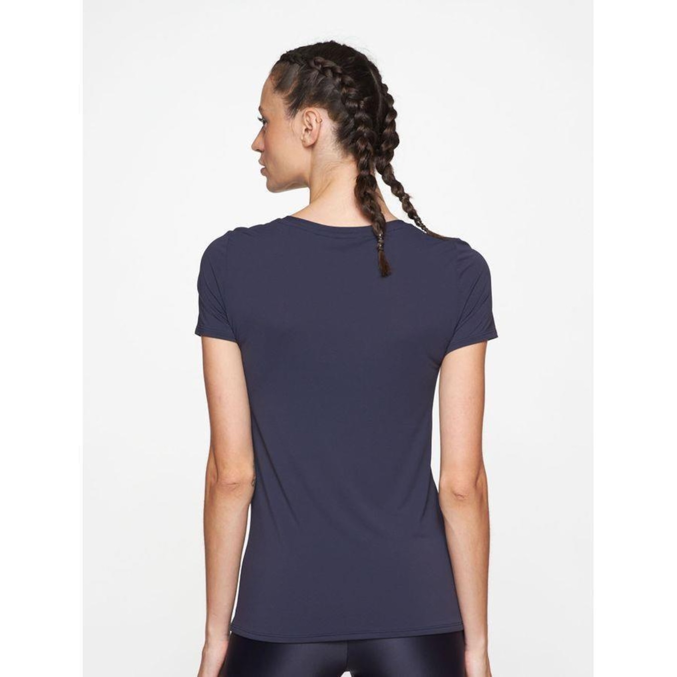 Camiseta Bodyforsure Lisa Essentials - Feminina - Foto 3