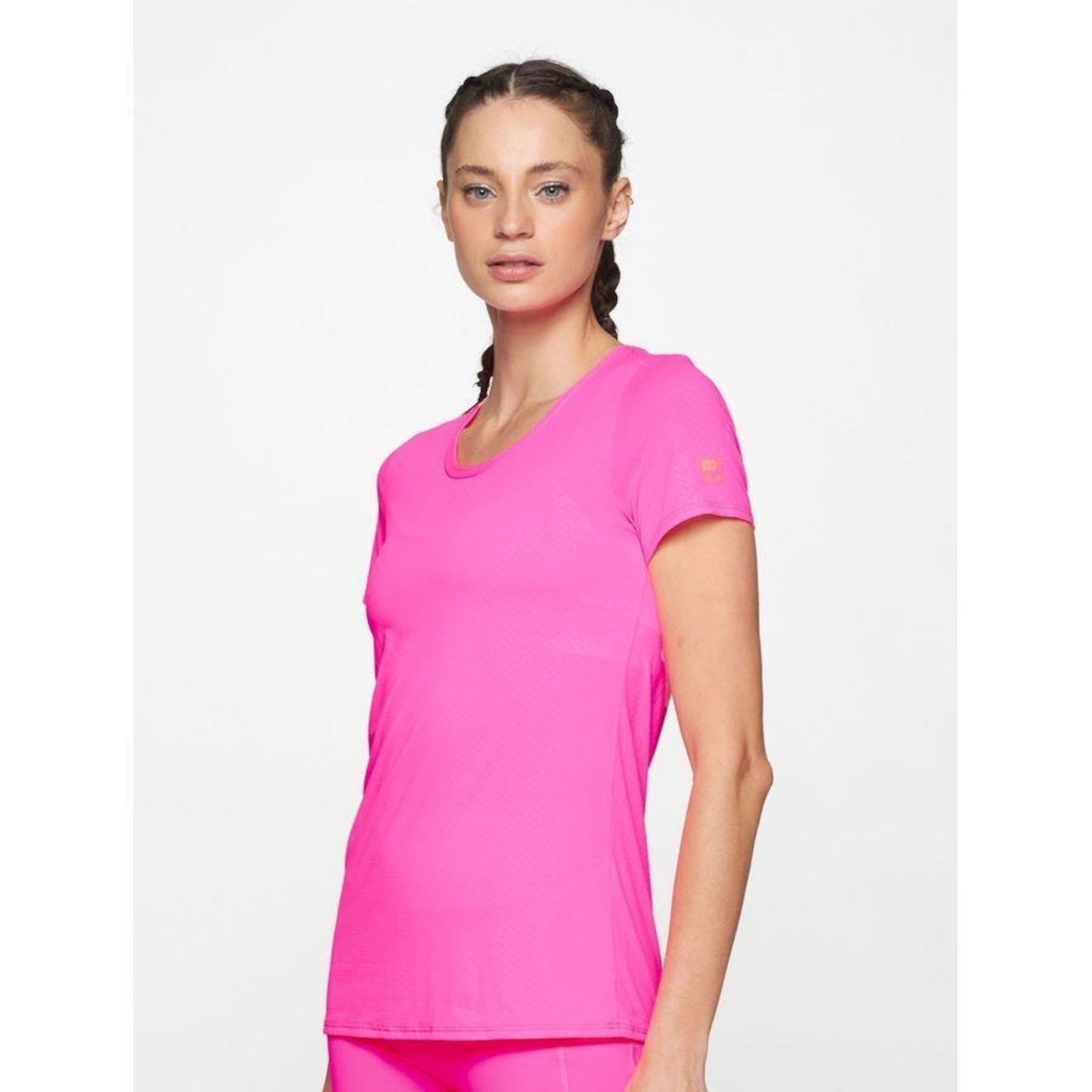 Camiseta Bodyforsure Lisa Essentials - Feminina - Foto 4