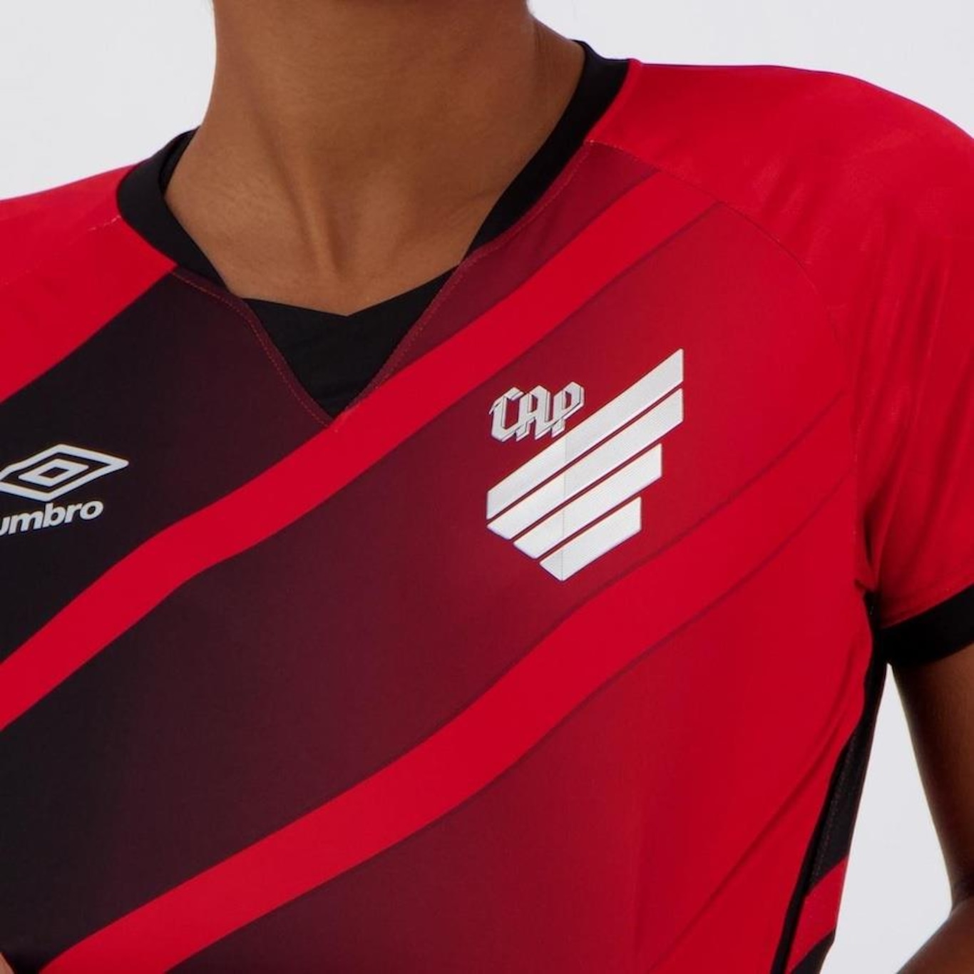 Camisa do Athletico Paranaense I 2020 Umbro - Feminina - Foto 4