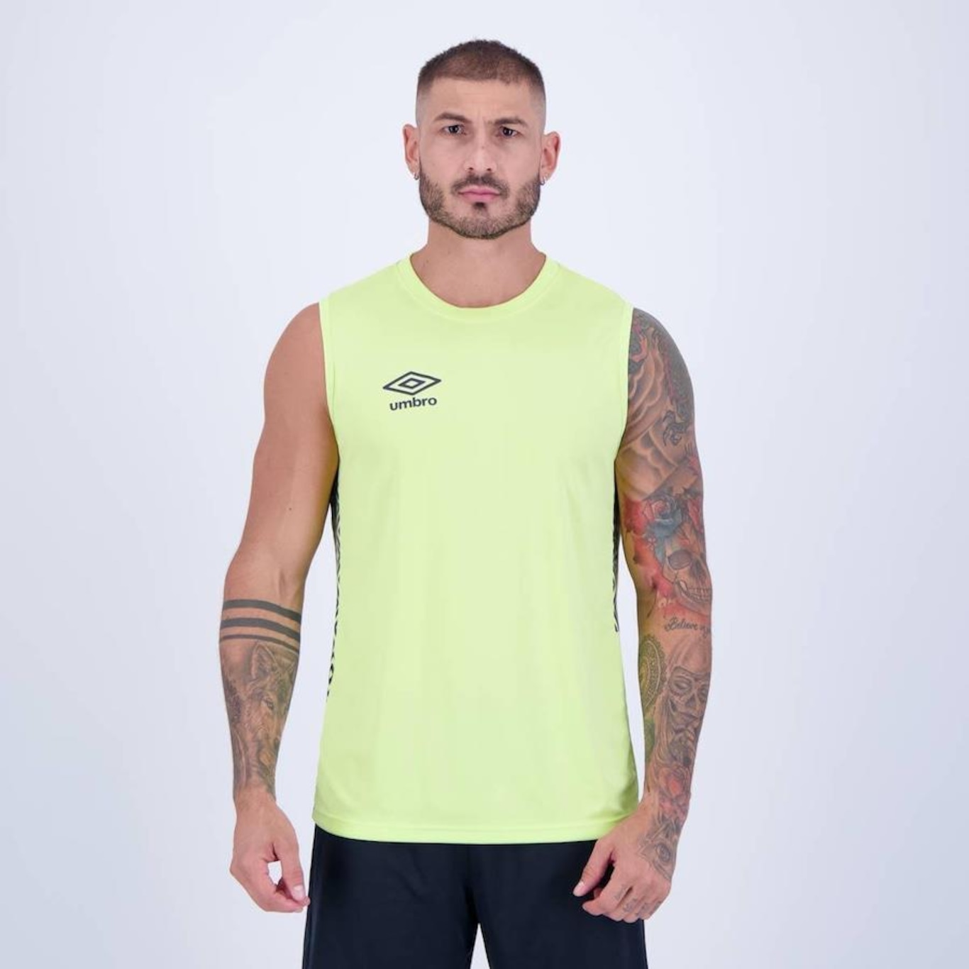 Camiseta Regata Umbro Dynamic - Masculina - Foto 1